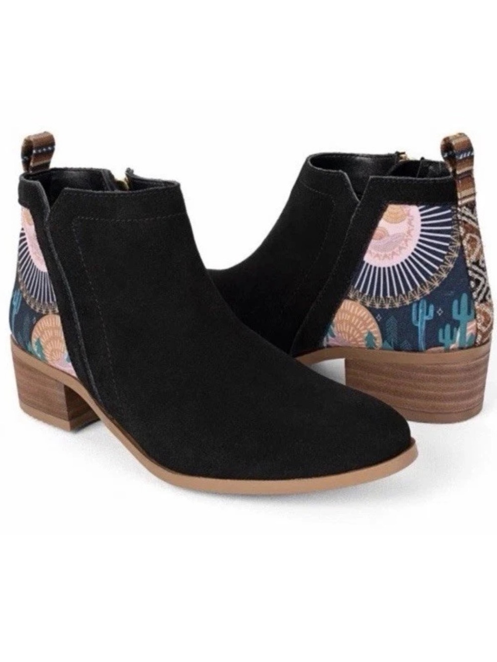 Inkkas Rooster Bootie Black Suede and Colorful Desert Design Women's Size 9